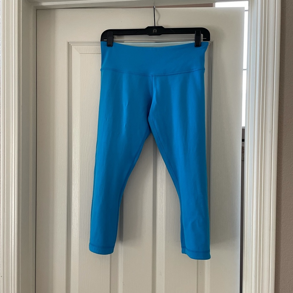 Lululemon wunder under crop reversible blue 6